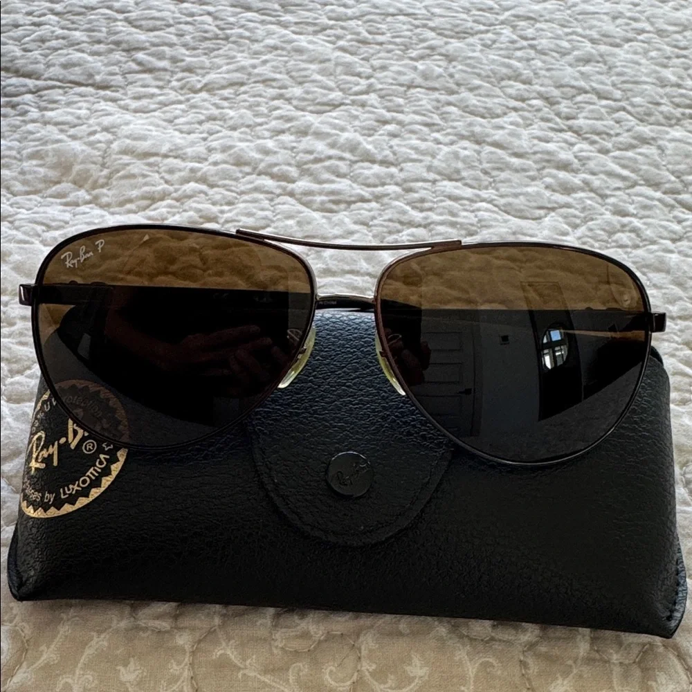 Ray-Ban Brown Aviator Sunglasses with Black Case - Picture 6 of 9